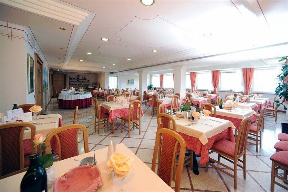 Hotel Belvedere Wellness & Family Baselga di Pine Ngoại thất bức ảnh