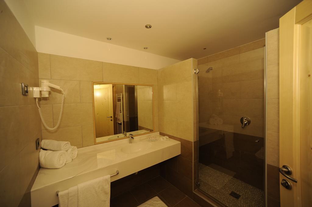 Hotel Belvedere Wellness & Family Baselga di Pine Ngoại thất bức ảnh